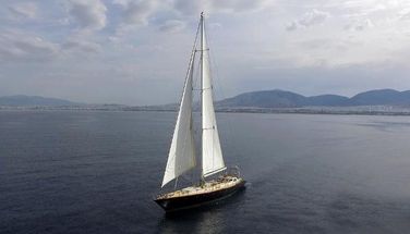 Motorsailer Brooke Marine