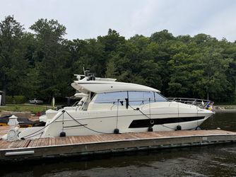 47' Prestige 2020 Yacht For Sale