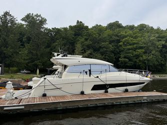 47' Prestige 2020