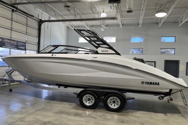 Yamaha Boats 252S