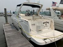 Rinker Fiesta Vee 270