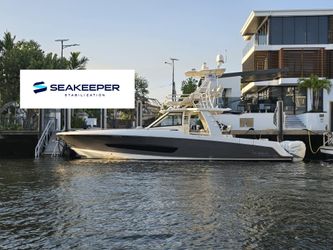 42' Boston Whaler 2019