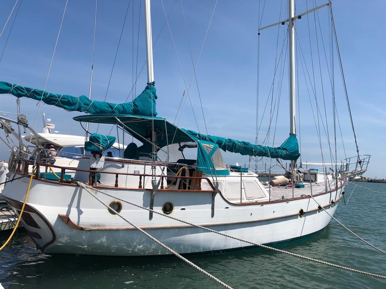 hudson force 50 yacht for sale
