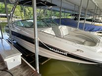 Crownline 240 EX