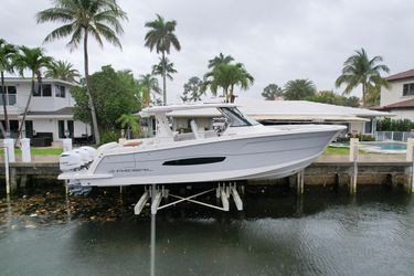 39' Regal 2021