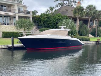 36' Pursuit 2014