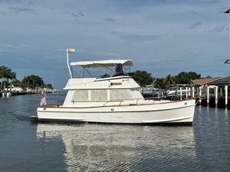 36' Grand Banks 1985