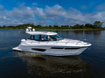 38' Regal 2021