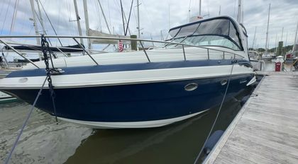 34' Crownline 2015