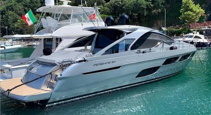 54' Pershing 2019