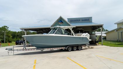 33' Sailfish 2025