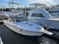Albemarle 32 Express