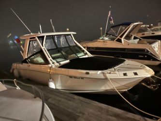 24' Boston Whaler 2023