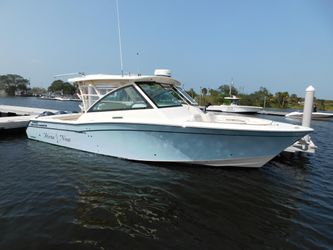 37' Grady-white 2018