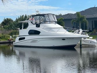 39' Silverton 2002 Yacht For Sale
