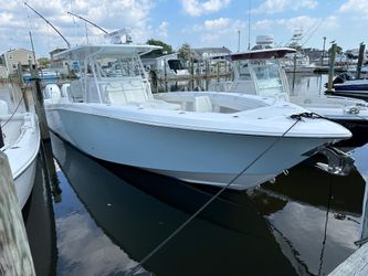 39' Invincible 2021