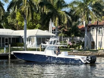 42' Invincible 2013