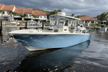 28' Cobia 2022
