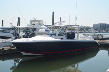 32' Pursuit 2024 Yacht For Sale