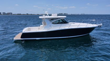 38' Tiara Yachts 2005