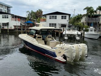 35' Chris-craft 2022