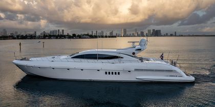 108' Mangusta 2005