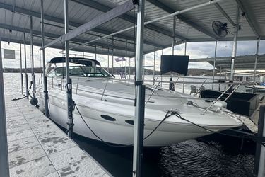 38' Sea Ray 2004