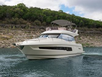 47' Prestige 2022