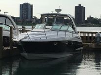 Monterey 355 Sport Yacht