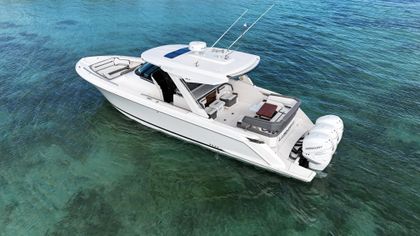 38' Tiara Yachts 2020