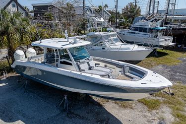 38' Boston Whaler 2023