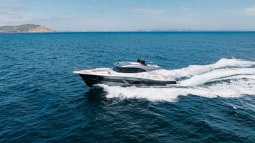 64' Riviera 2022