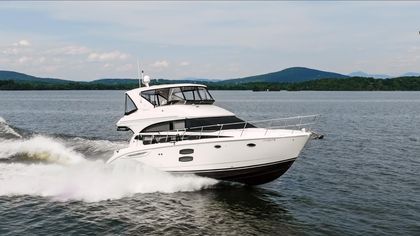 47' Meridian 2012 Yacht For Sale