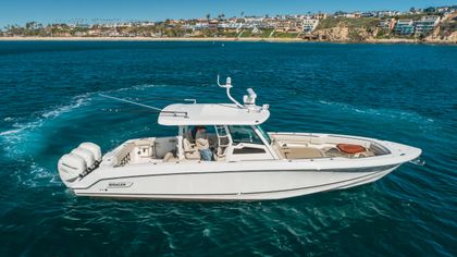 38' Boston Whaler 2018