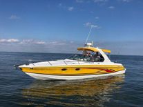 Formula 330 Sun Sport