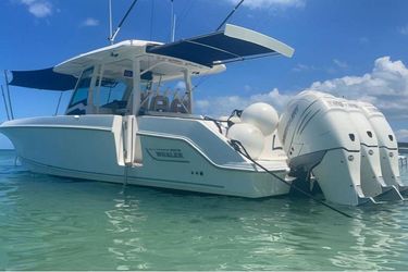 38' Boston Whaler 2017