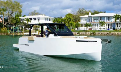 34' De Antonio Yachts 2022