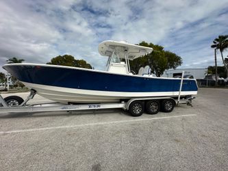 32' Regulator 2005