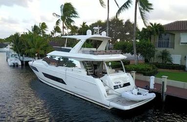 68' Prestige 2018