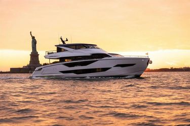 90' Sunseeker 2024