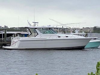 40' Tiara Yachts 2001