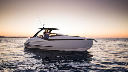 33' Fairline 2022