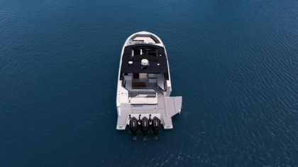 38' Cruisers Yachts 2020