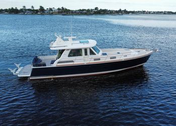 48' Sabre 2013