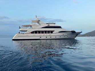 115' Benetti 2000