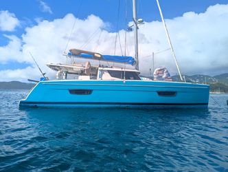 43' Fountaine Pajot 2017