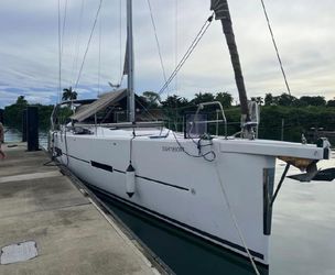 56' Dufour 2015