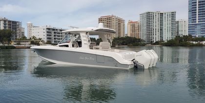 35' Boston Whaler 2020 Yacht For Sale