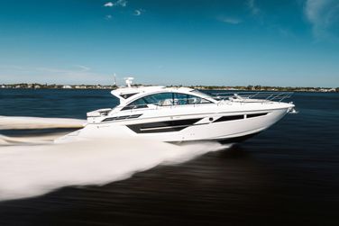 Cruisers Yachts 50 Cantius