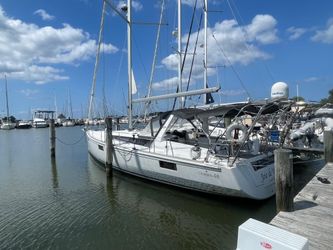 48' Beneteau 2014